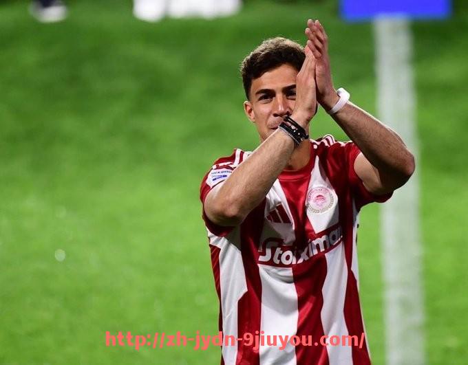 jiuyou九游娱乐-世俱杯比赛中球员因战术调整导致场上位置变化的实际影响