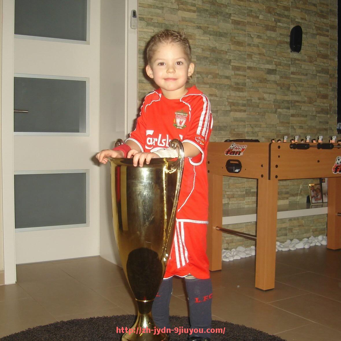 jiuyou九游娱乐-NBA 2K11中文版游戏下载资源与模拟玩法